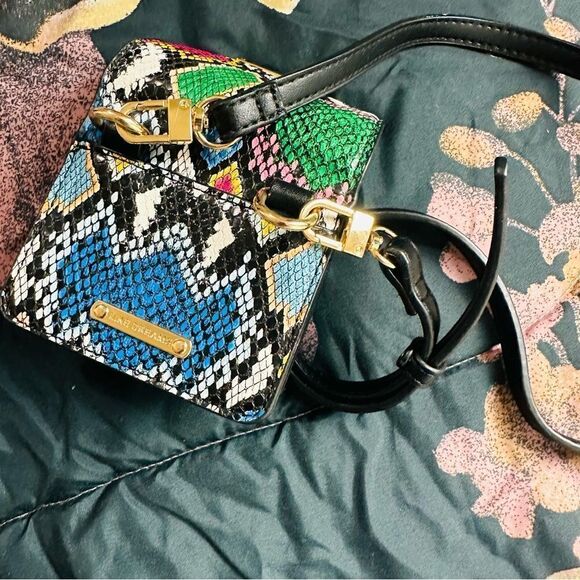 EUC ANGL Like Dreams Multicolor Snakeprint Belt Bag - Picture 4 of 4